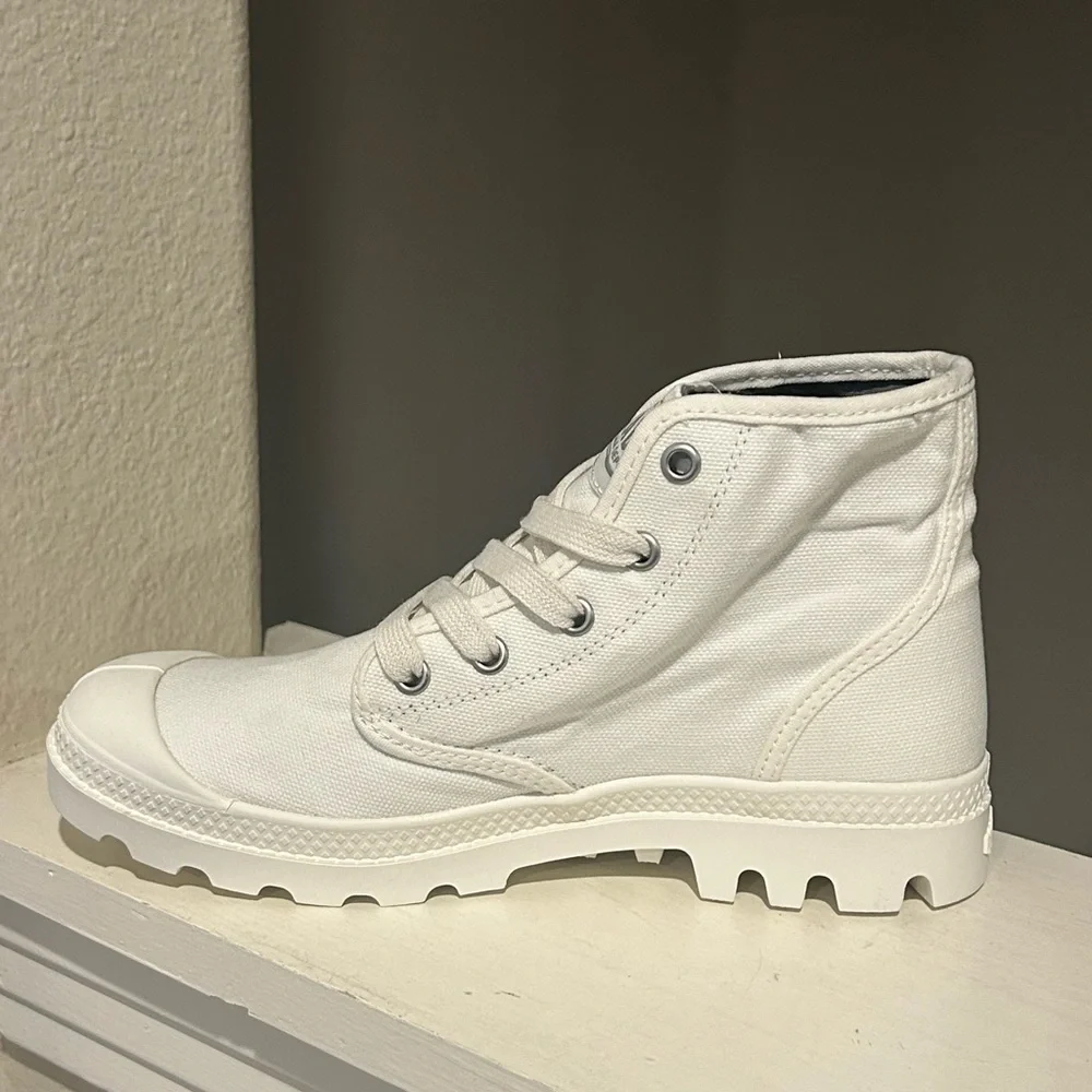 Palladium Pampa Hi Women Boots Canvas Star White 92352116M Sz 6.5 FAST SHIPPING - Picture 3 of 10